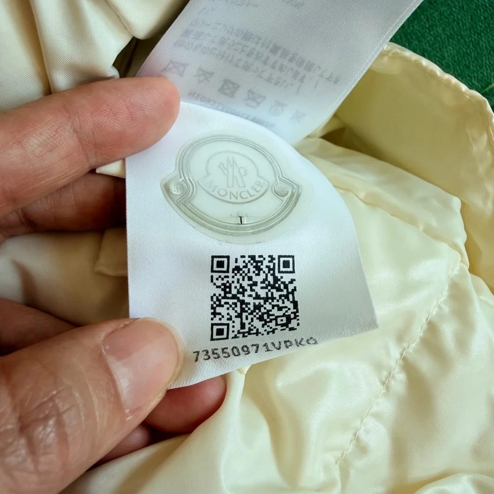 [SOLD 💔]Moncler Pure Goose Down Reversible Puffer Jacket - Picture 8 of 11